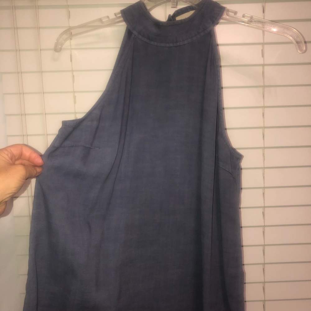 Cloth & Stone Top Medium